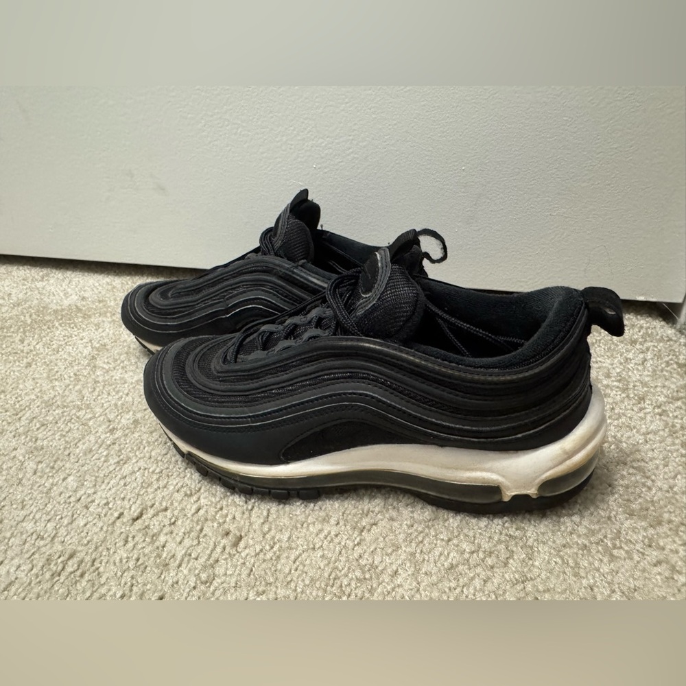 Nike AirMax 97 size 8 women’s